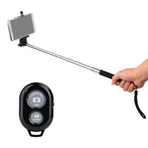 PLUTO PLUS Selfie Stick with Bluetooth Remote (Black)
